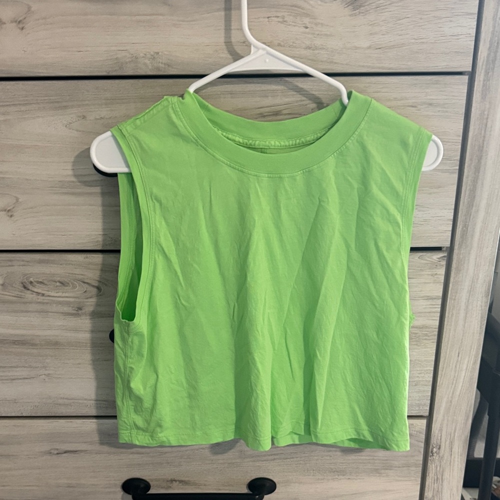 Lululemon tank
